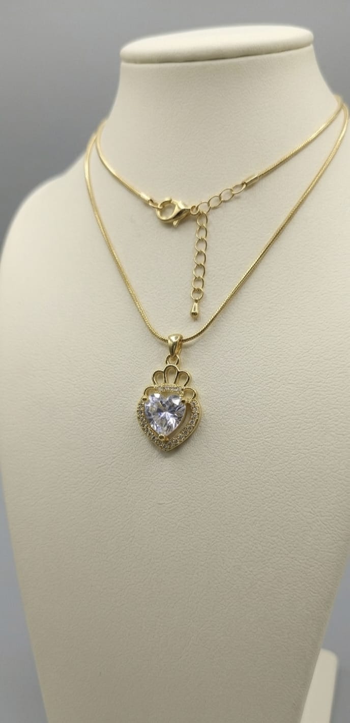 Gold Heart Pendant Necklace - Sparkling Crown Heart Necklace for Women - Trendymus
