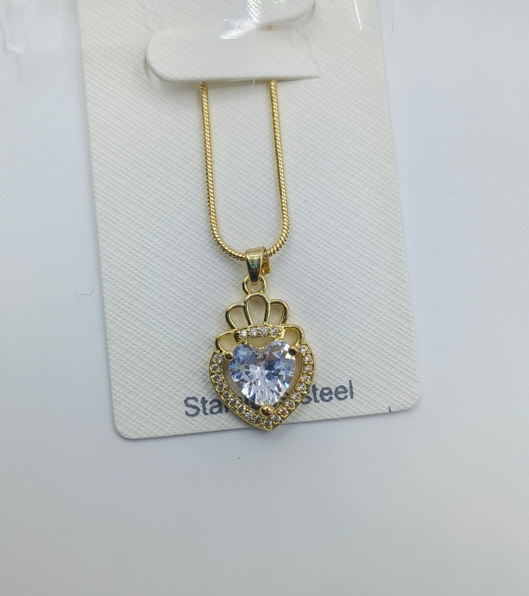 Gold Heart Pendant Necklace - Sparkling Crown Heart Necklace for Women - Trendymus