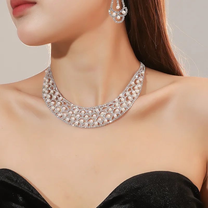 The Moonlit Pearl Collar - Crystal Necklace Set with Pavé Crystals & Pearl Elegance - Trendymus