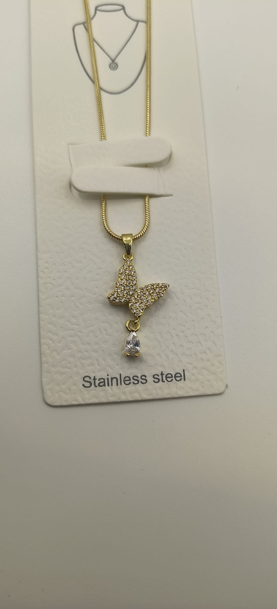 Crystal Butterfly Charm Necklace - Sparkling Gold Butterfly Pendant for Women - Trendymus